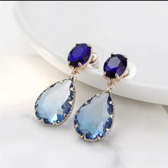 Blue Ombre Crystal Rhinestones Drop Dangle Earrings - Picture 1 of 6